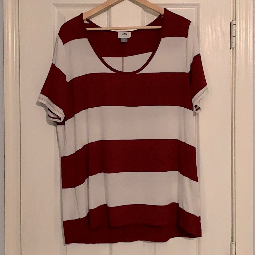 Old Navy T-Shirt